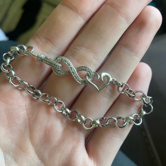WORN ONCE - KAY BRACELET - Picture 2 of 3